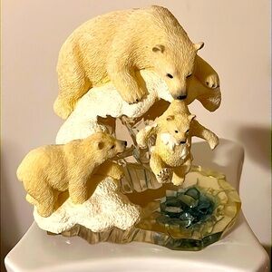 Three Polar Bears Figurine. The The Hamilton Collection. Icy Rescue